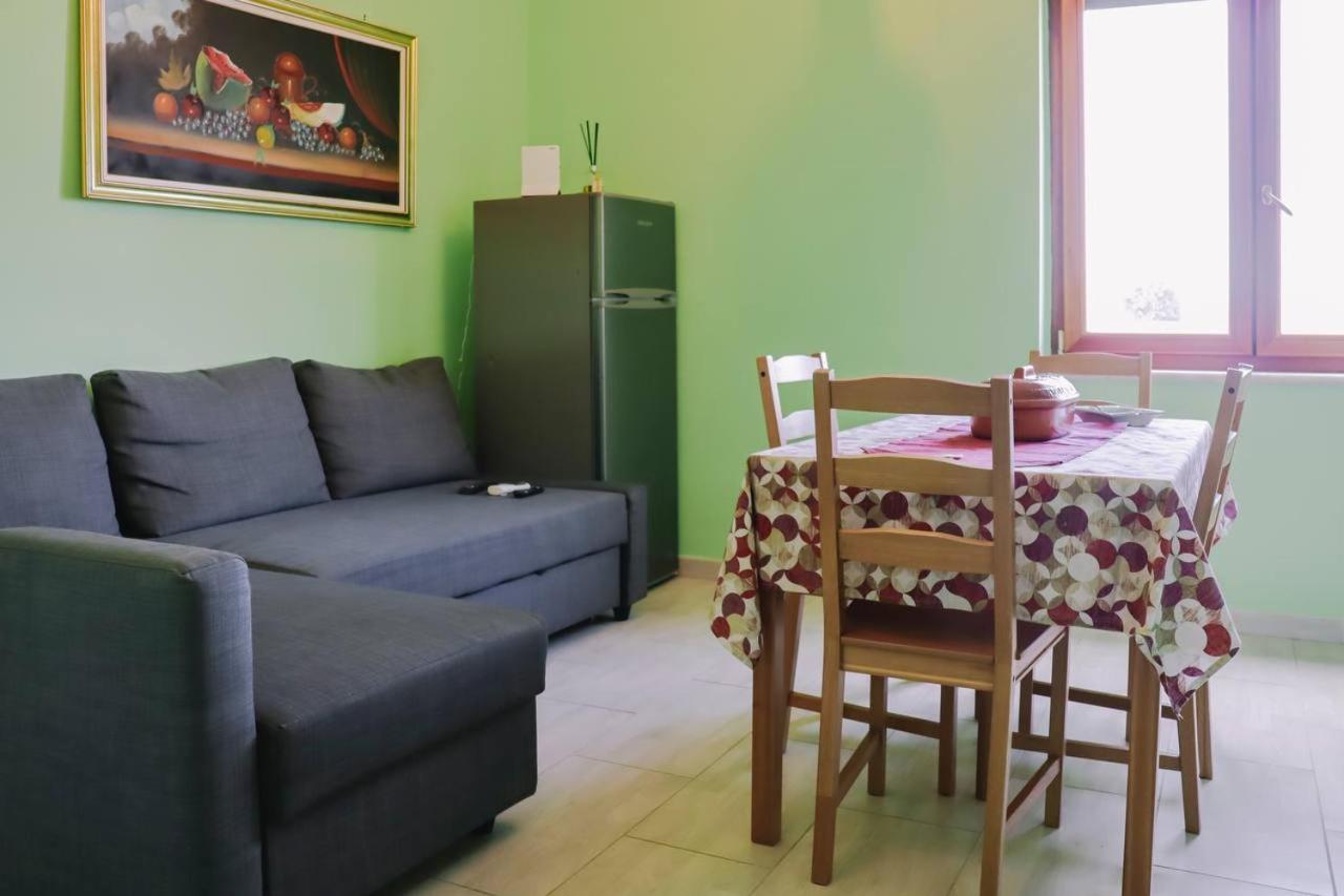Holiday-Caroline Apartment Pompei Dış mekan fotoğraf