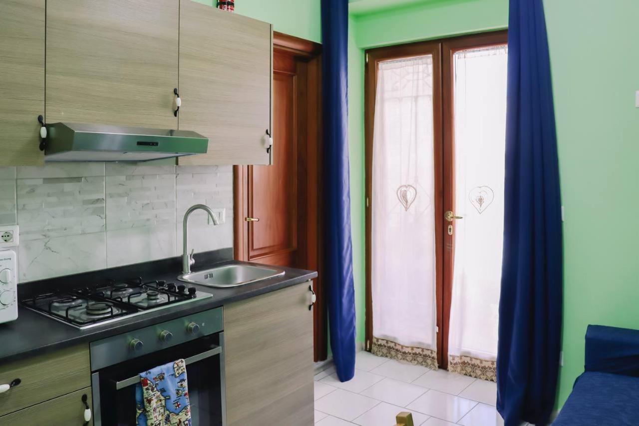 Holiday-Caroline Apartment Pompei Dış mekan fotoğraf