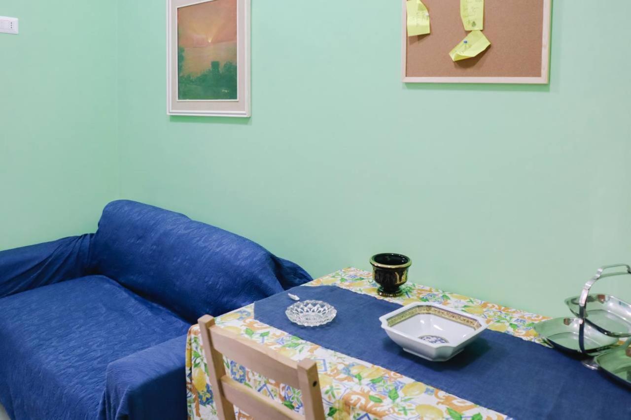 Holiday-Caroline Apartment Pompei Dış mekan fotoğraf